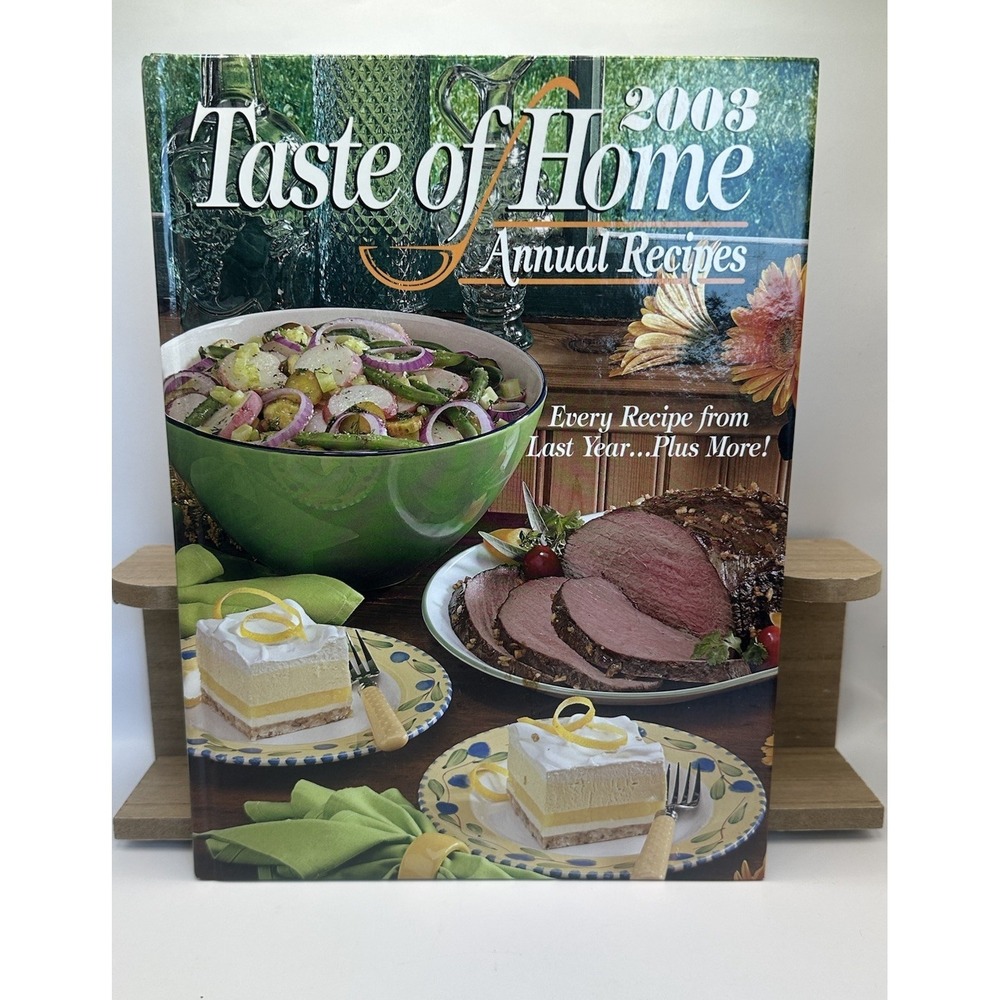 Taste of Home Annual Recipes, 2003 - Hardcover By Jean Steiner Meal Ideas
